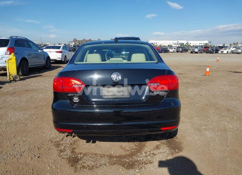 Photo 17 of 2013 Volkswagen Jetta 2.5L SE (VIN 3VWDP7AJ8DM297645)