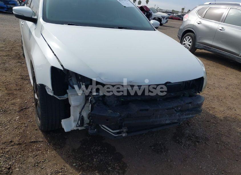 Photo 6 of 2013 Volkswagen Jetta 2.5L SE (VIN 3VWDP7AJ8DM298939)