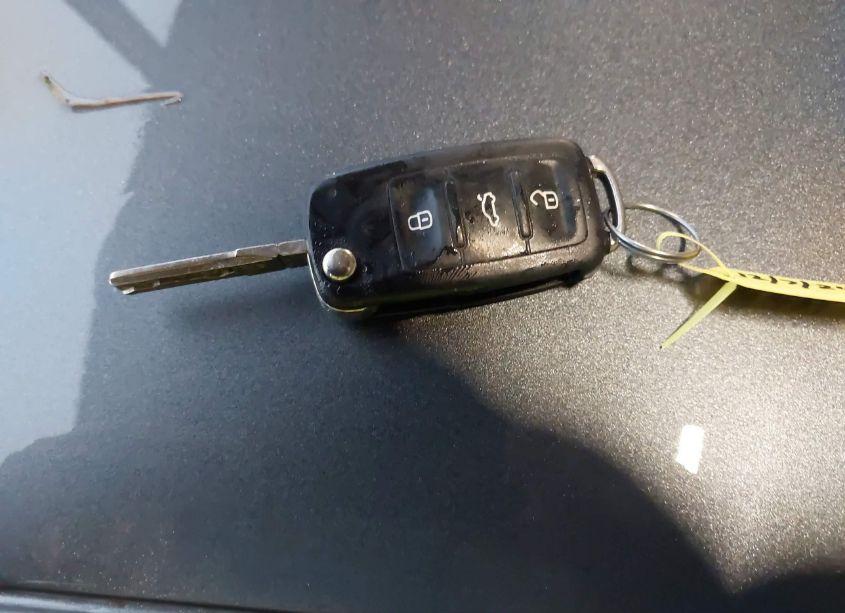 Photo 11 of 2013 Volkswagen Jetta 2.5L SE (VIN 3VWDP7AJ8DM307168)