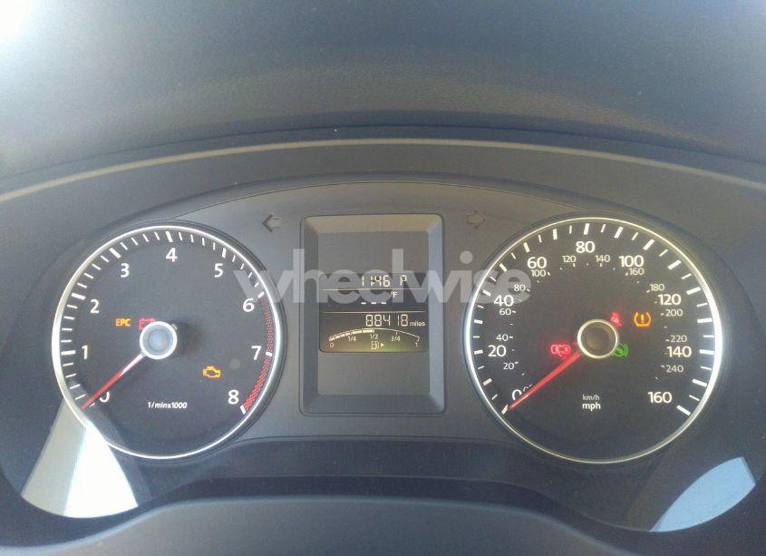 Photo 7 of 2013 Volkswagen Jetta 2.5L SE (VIN 3VWDP7AJ8DM392738)