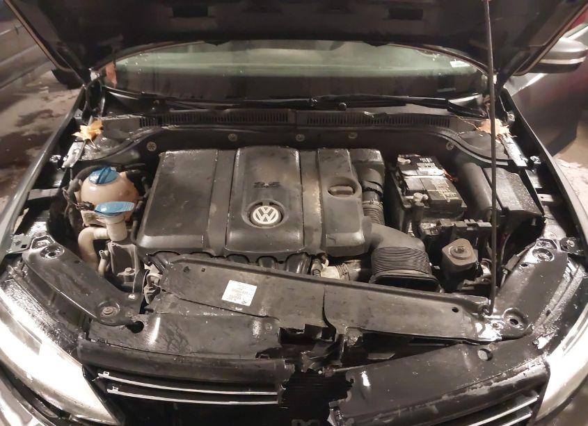 Photo 10 of 2013 Volkswagen Jetta 2.5L SE (VIN 3VWDP7AJ8DM406489)