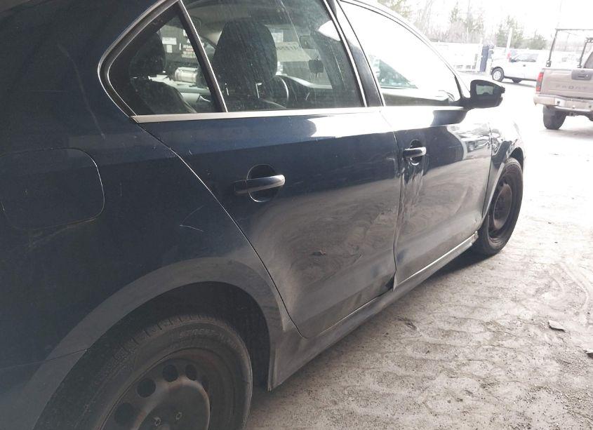 Photo 13 of 2013 Volkswagen Jetta 2.5L SE (VIN 3VWDP7AJ8DM429349)