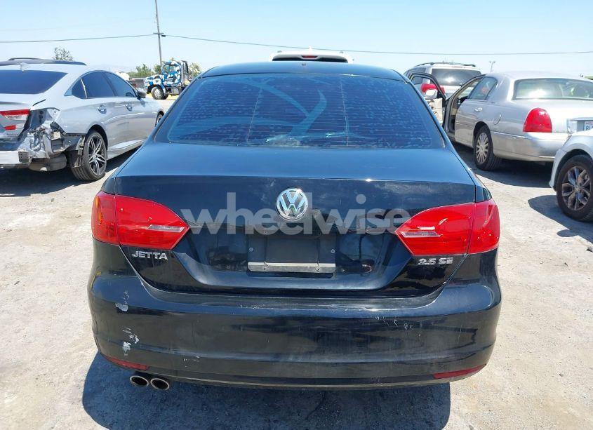 Photo 17 of 2012 Volkswagen Jetta 2.5L SE (VIN 3VWDP7AJ9CM131651)