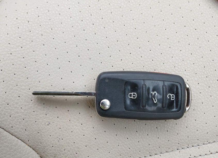 Photo 11 of 2012 Volkswagen Jetta 2.5L SE (VIN 3VWDP7AJ9CM314354)