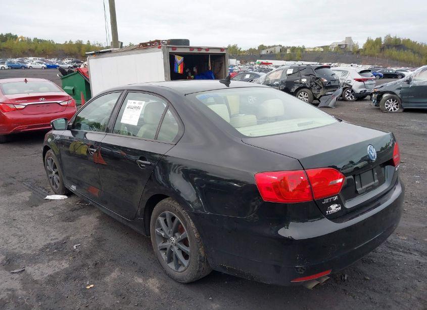 Photo 3 of 2012 Volkswagen Jetta 2.5L SE (VIN 3VWDP7AJ9CM314354)