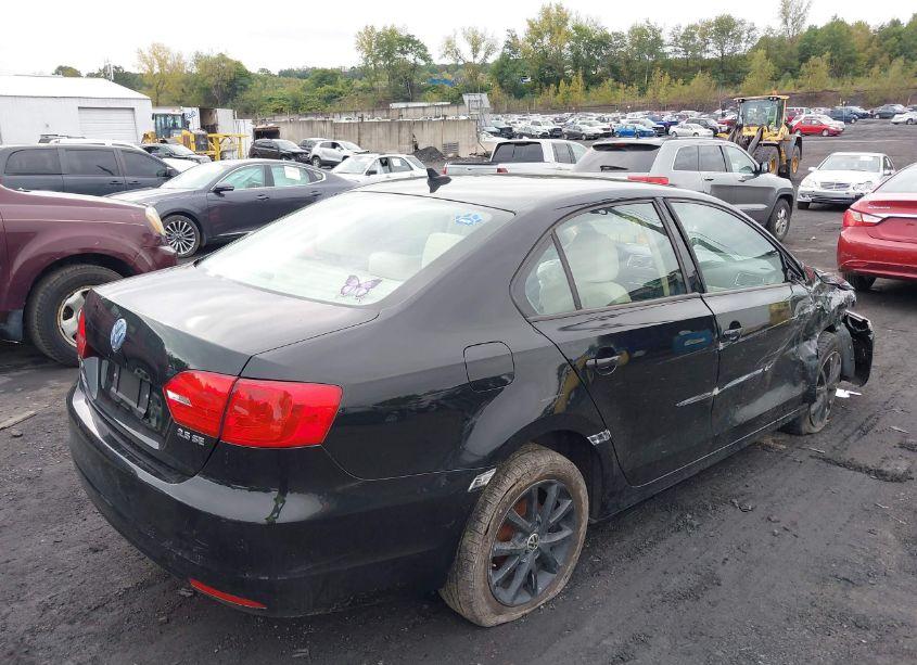 Photo 4 of 2012 Volkswagen Jetta 2.5L SE (VIN 3VWDP7AJ9CM314354)