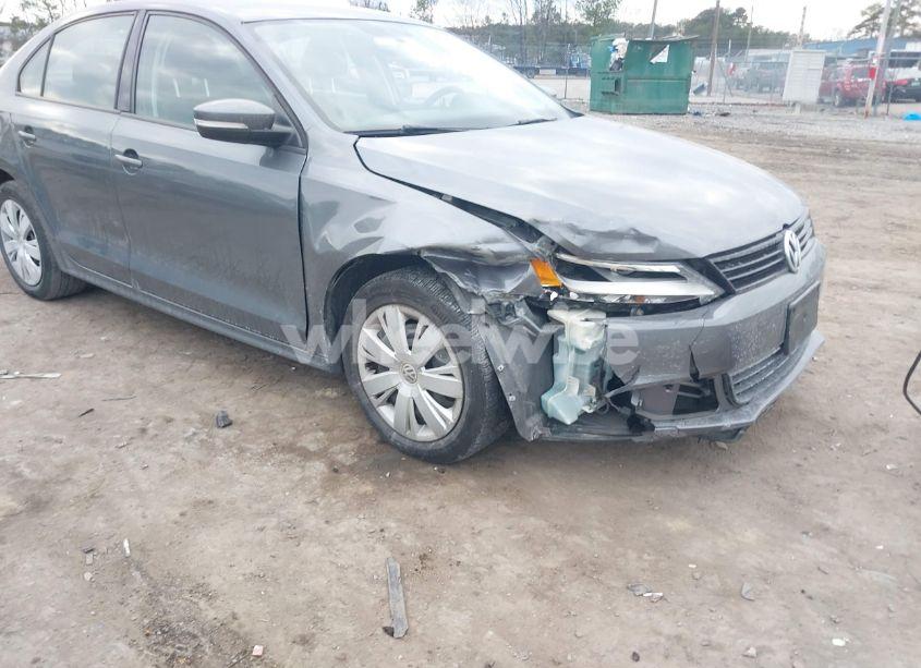 Photo 6 of 2012 Volkswagen Jetta 2.5L SE (VIN 3VWDP7AJ9CM315214)