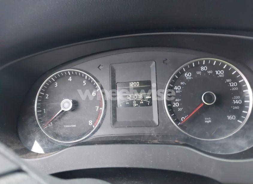 Photo 7 of 2012 Volkswagen Jetta 2.5L SE (VIN 3VWDP7AJ9CM346673)