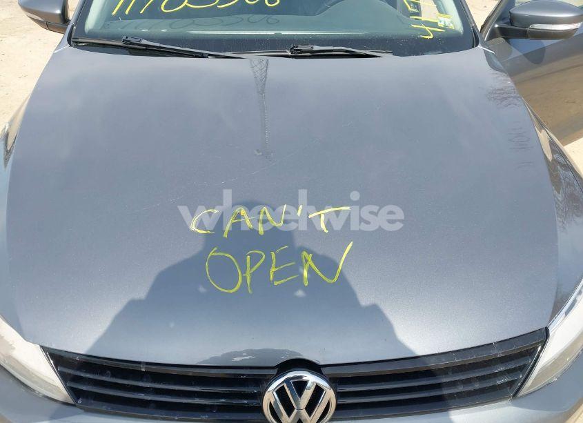 Photo 10 of 2012 Volkswagen Jetta 2.5L SE (VIN 3VWDP7AJ9CM361027)