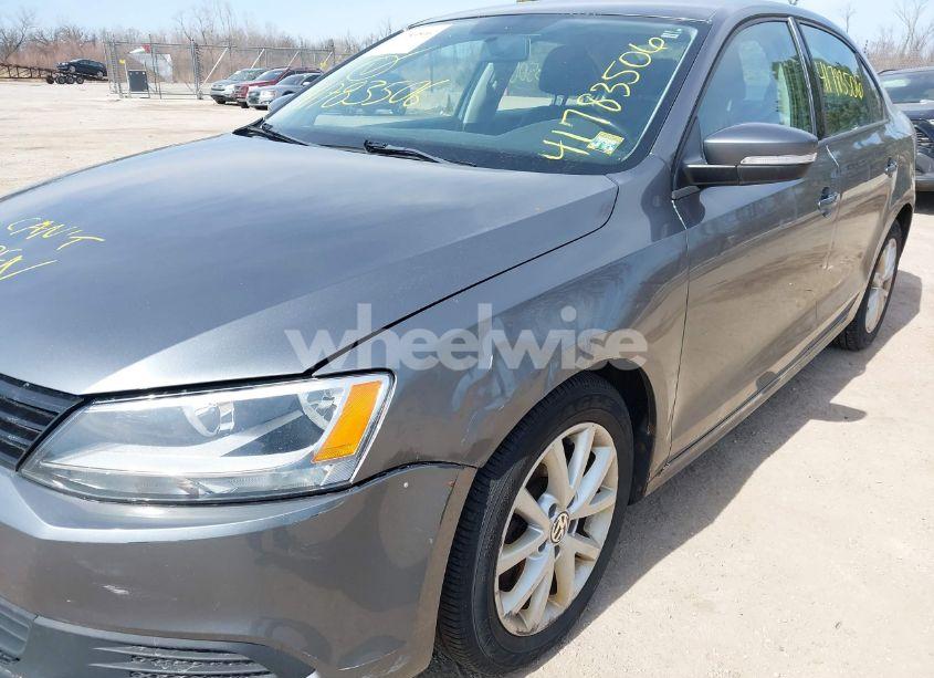 Photo 15 of 2012 Volkswagen Jetta 2.5L SE (VIN 3VWDP7AJ9CM361027)