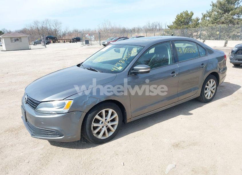 Photo 2 of 2012 Volkswagen Jetta 2.5L SE (VIN 3VWDP7AJ9CM361027)