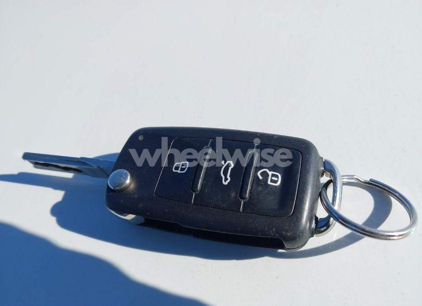 Photo 11 of 2012 Volkswagen Jetta 2.5L SE (VIN 3VWDP7AJ9CM373680)