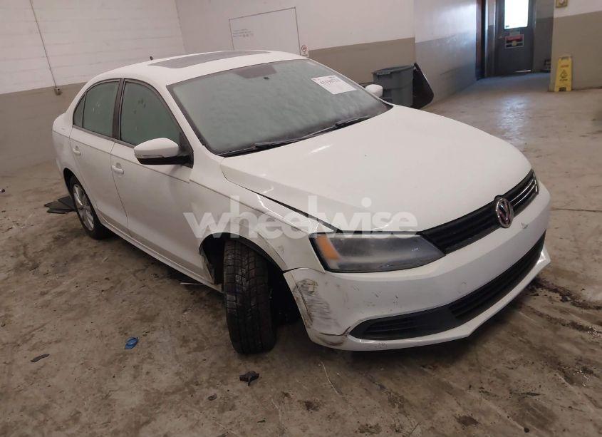 2012 Volkswagen Jetta 2.5L SE (VIN 3VWDP7AJ9CM381567) main photo
