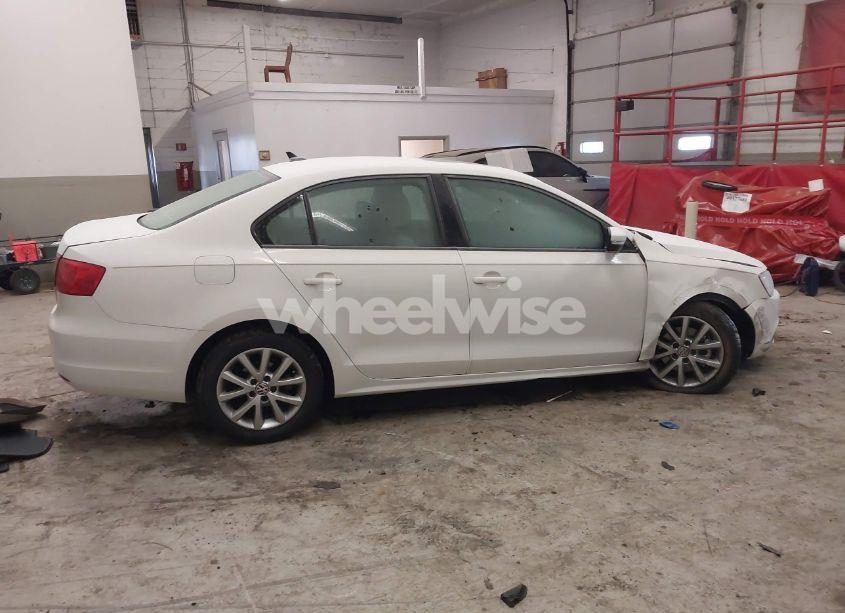 Photo 13 of 2012 Volkswagen Jetta 2.5L SE (VIN 3VWDP7AJ9CM381567)