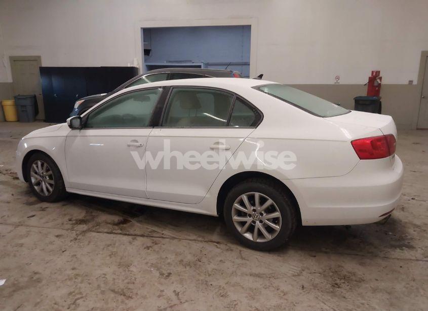 Photo 14 of 2012 Volkswagen Jetta 2.5L SE (VIN 3VWDP7AJ9CM381567)