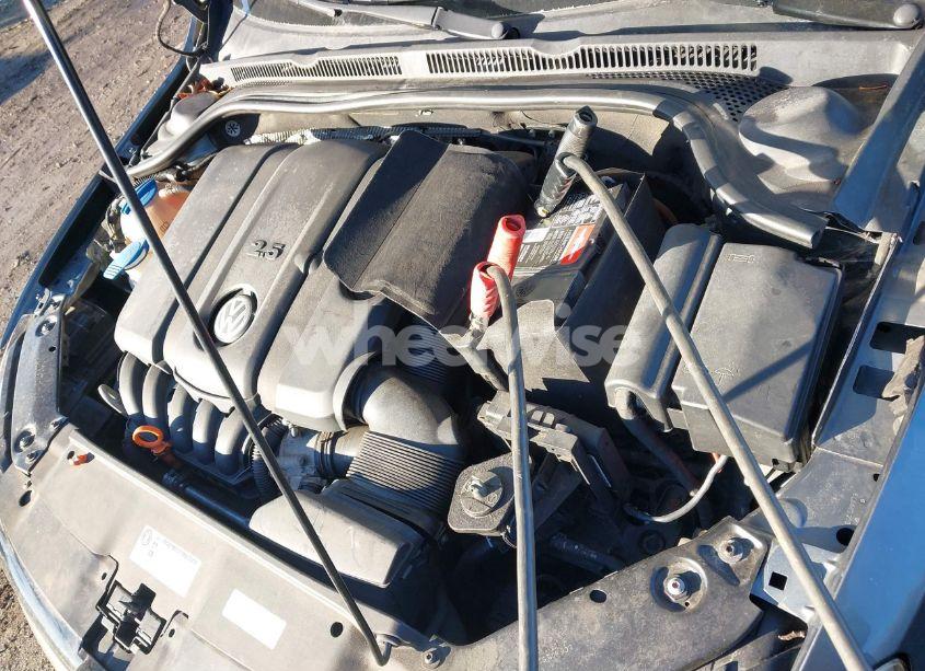 Photo 10 of 2012 Volkswagen Jetta 2.5L SE (VIN 3VWDP7AJ9CM401574)