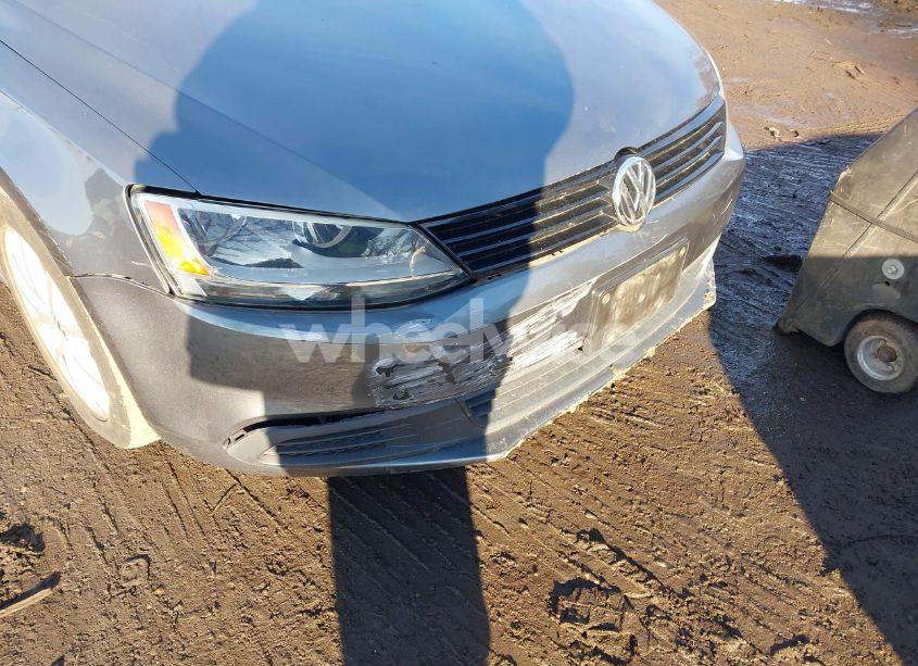 Photo 6 of 2012 Volkswagen Jetta 2.5L SE (VIN 3VWDP7AJ9CM401574)