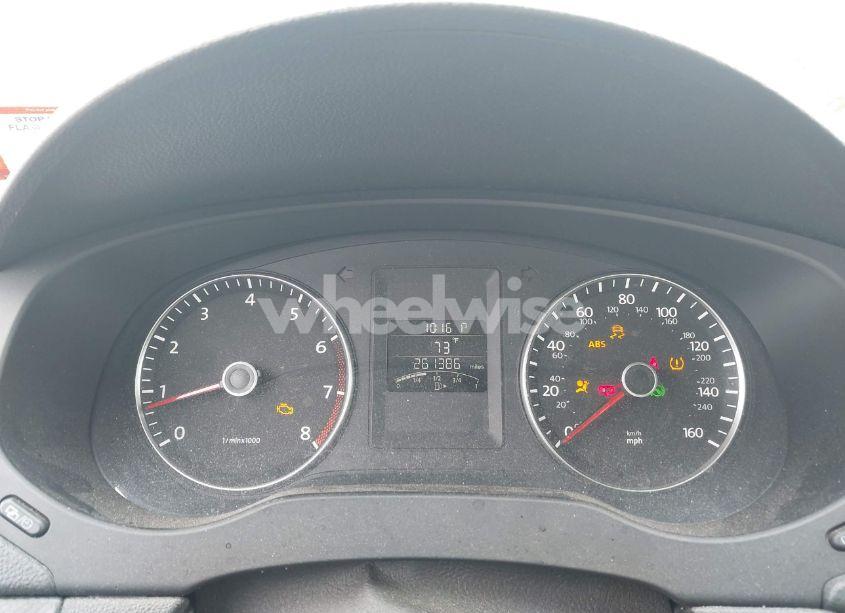 Photo 7 of 2012 Volkswagen Jetta 2.5L SE (VIN 3VWDP7AJ9CM412199)