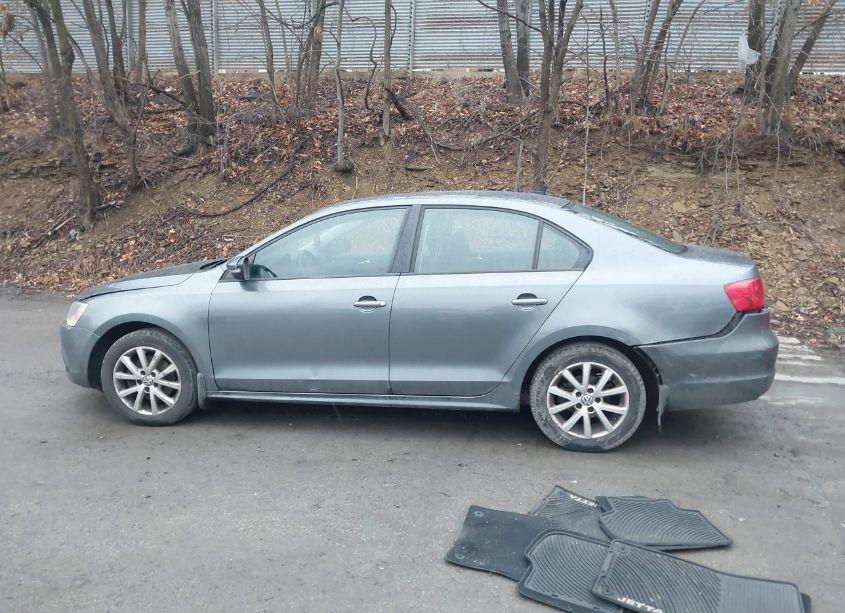 Photo 15 of 2012 Volkswagen Jetta 2.5L SE (VIN 3VWDP7AJ9CM469731)