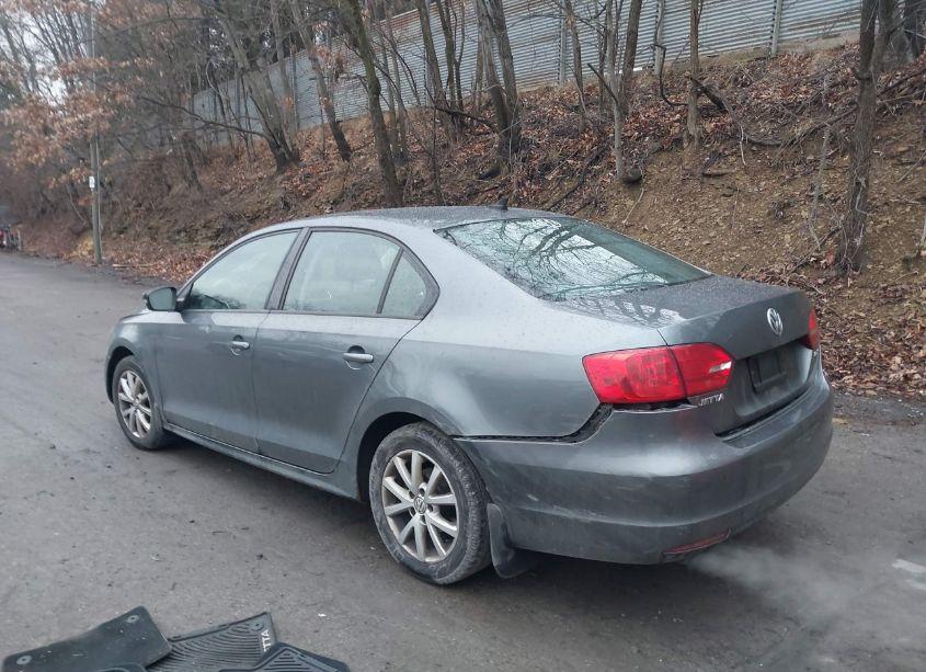 Photo 3 of 2012 Volkswagen Jetta 2.5L SE (VIN 3VWDP7AJ9CM469731)