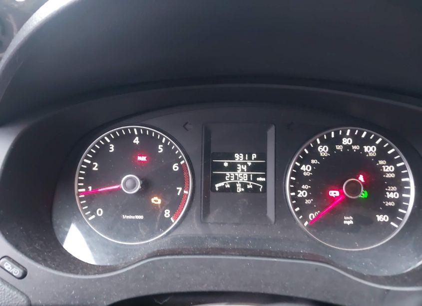 Photo 7 of 2012 Volkswagen Jetta 2.5L SE (VIN 3VWDP7AJ9CM469731)