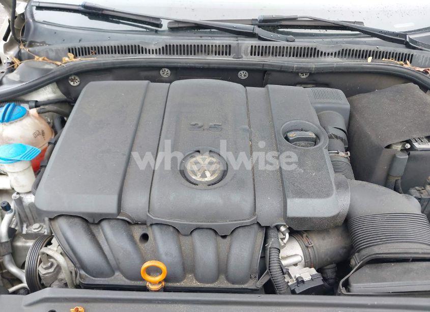 Photo 10 of 2013 Volkswagen Jetta 2.5L SE (VIN 3VWDP7AJ9DM213171)
