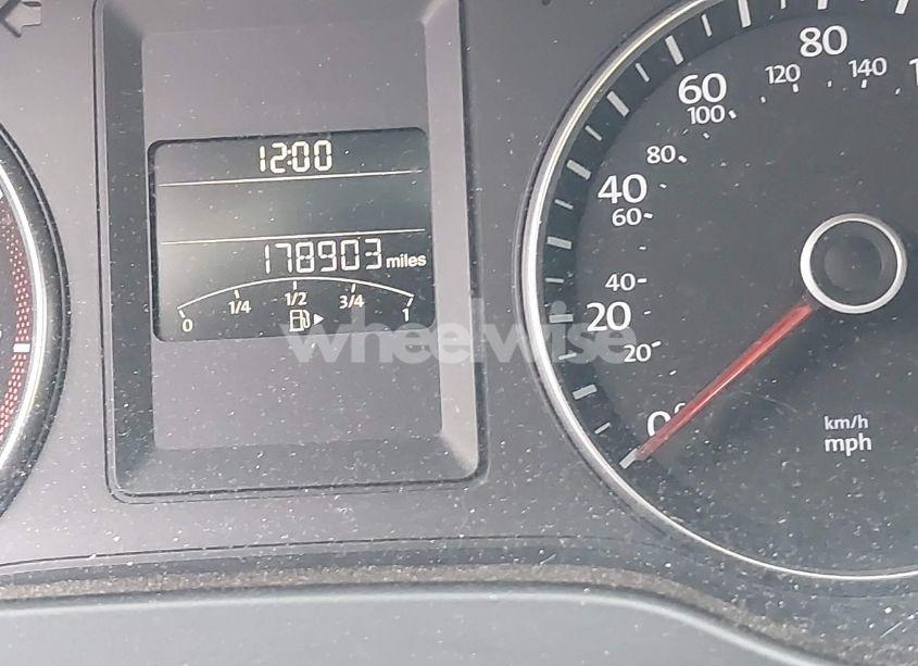 Photo 7 of 2013 Volkswagen Jetta 2.5L SE (VIN 3VWDP7AJ9DM266954)