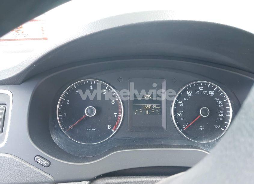 Photo 7 of 2013 Volkswagen Jetta 2.5L SE (VIN 3VWDP7AJ9DM402998)