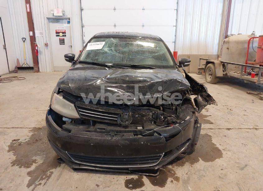 Photo 12 of 2013 Volkswagen Jetta 2.5L SE (VIN 3VWDP7AJ9DM415637)