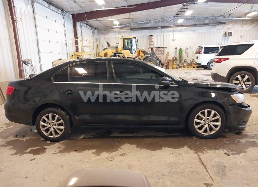 Photo 13 of 2013 Volkswagen Jetta 2.5L SE (VIN 3VWDP7AJ9DM415637)