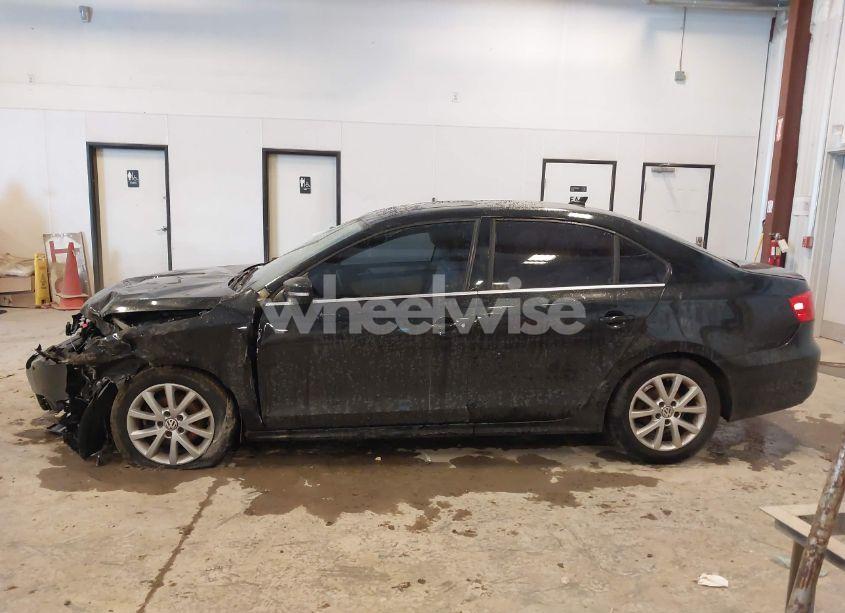 Photo 14 of 2013 Volkswagen Jetta 2.5L SE (VIN 3VWDP7AJ9DM415637)