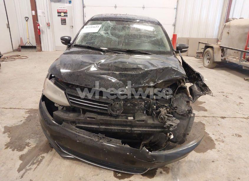 Photo 6 of 2013 Volkswagen Jetta 2.5L SE (VIN 3VWDP7AJ9DM415637)