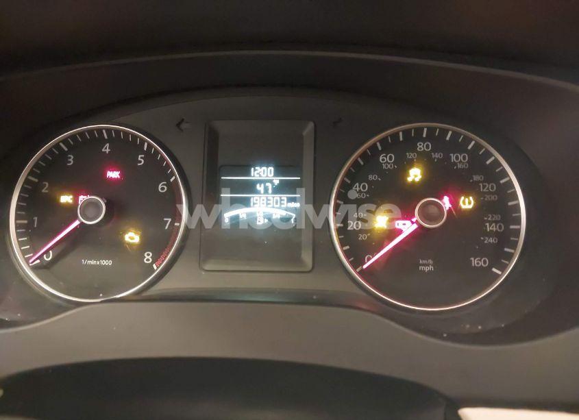 Photo 7 of 2013 Volkswagen Jetta 2.5L SE (VIN 3VWDP7AJ9DM415637)