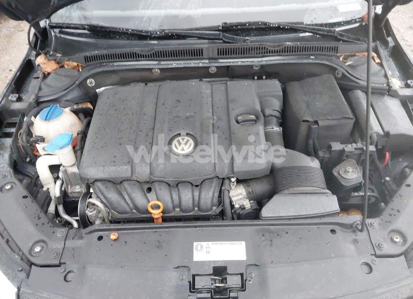 Photo 10 of 2012 Volkswagen Jetta 2.5L SE (VIN 3VWDP7AJXCM063621)