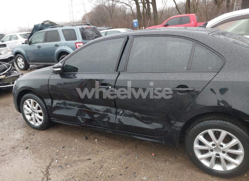 Photo 14 of 2012 Volkswagen Jetta 2.5L SE (VIN 3VWDP7AJXCM063621)