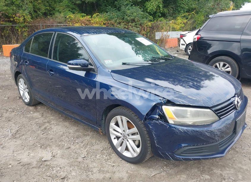 2012 Volkswagen Jetta 2.5L SE (VIN 3VWDP7AJXCM319627) main photo