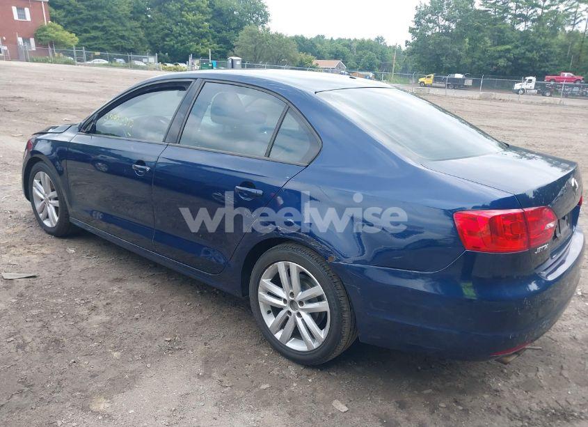 Photo 3 of 2012 Volkswagen Jetta 2.5L SE (VIN 3VWDP7AJXCM319627)