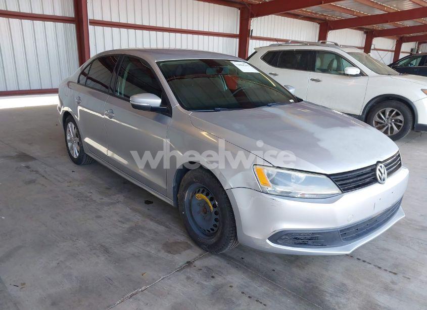 2012 Volkswagen Jetta 2.5L SE (VIN 3VWDP7AJXCM358363) main photo