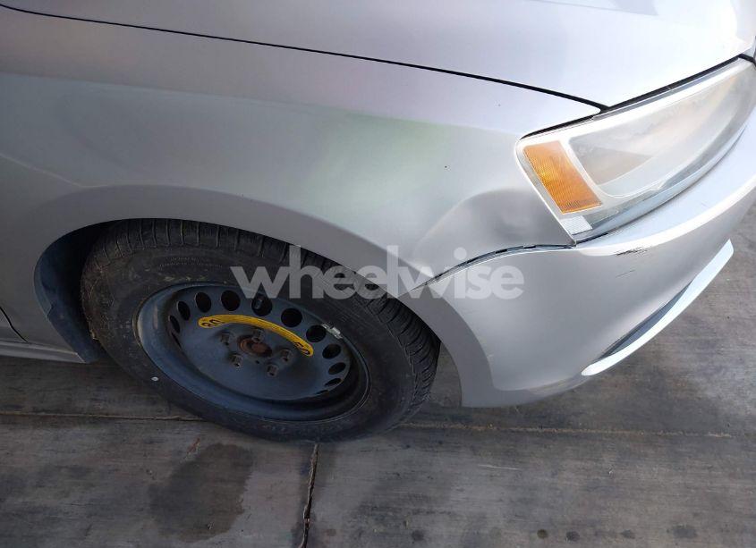 Photo 12 of 2012 Volkswagen Jetta 2.5L SE (VIN 3VWDP7AJXCM358363)