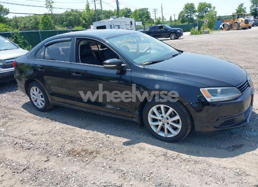 2012 Volkswagen Jetta 2.5L SE (VIN 3VWDP7AJXCM373252) main photo