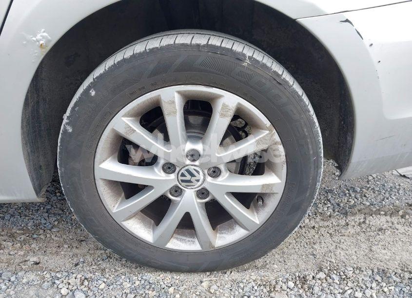 Photo 12 of 2012 Volkswagen Jetta 2.5L SE (VIN 3VWDP7AJXCM410431)
