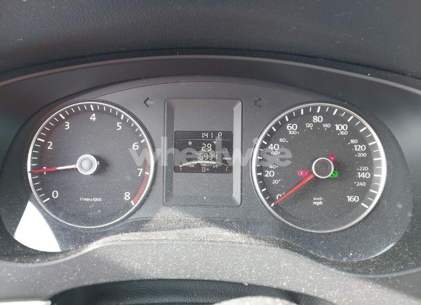 Photo 7 of 2012 Volkswagen Jetta 2.5L SE (VIN 3VWDP7AJXCM411742)