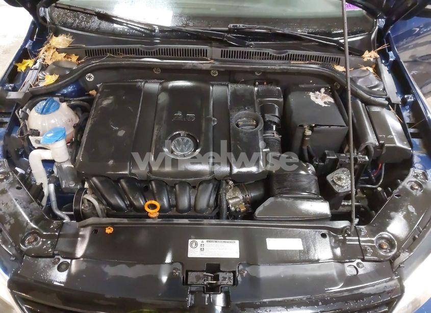 Photo 10 of 2012 Volkswagen Jetta 2.5L SE (VIN 3VWDP7AJXCM463680)