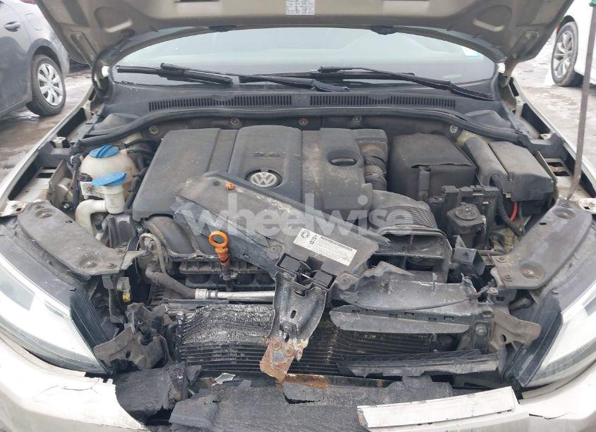Photo 10 of 2013 Volkswagen Jetta 2.5L SE (VIN 3VWDP7AJXDM239407)