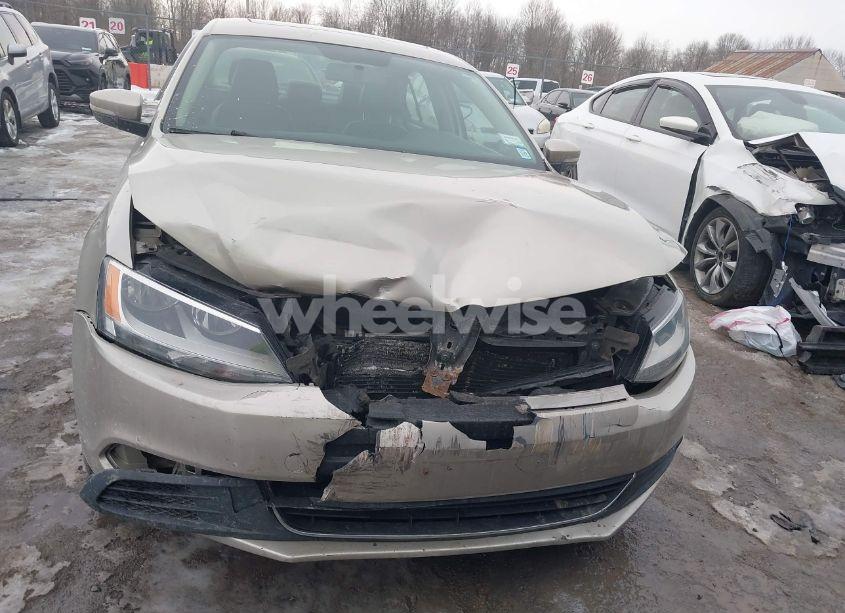 Photo 13 of 2013 Volkswagen Jetta 2.5L SE (VIN 3VWDP7AJXDM239407)