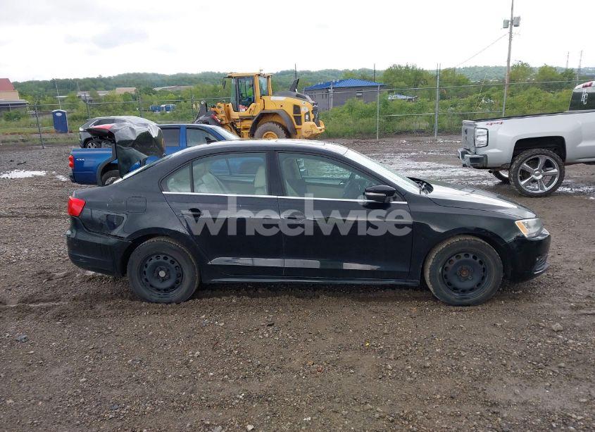 Photo 13 of 2013 Volkswagen Jetta 2.5L SE (VIN 3VWDP7AJXDM289031)