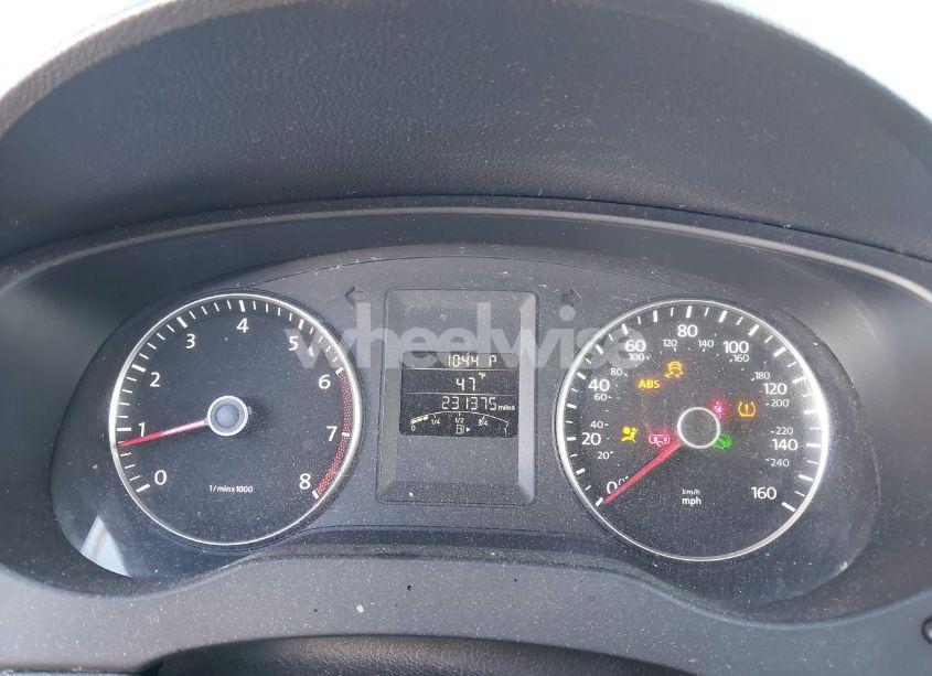 Photo 7 of 2013 Volkswagen Jetta 2.5L SE (VIN 3VWDP7AJXDM293371)