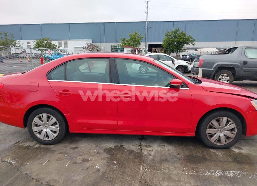 Photo 13 of 2013 Volkswagen Jetta 2.5L SE (VIN 3VWDP7AJXDM383412)