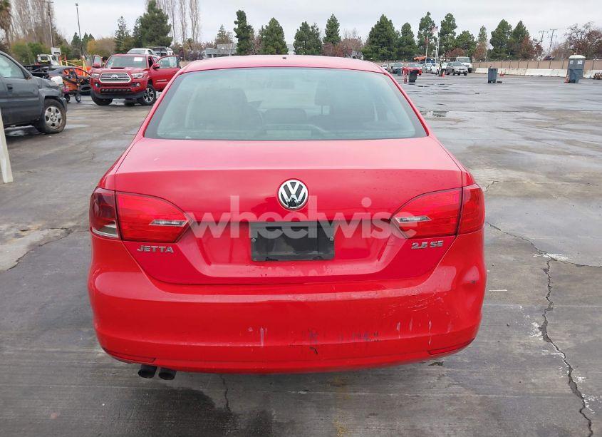 Photo 16 of 2013 Volkswagen Jetta 2.5L SE (VIN 3VWDP7AJXDM383412)