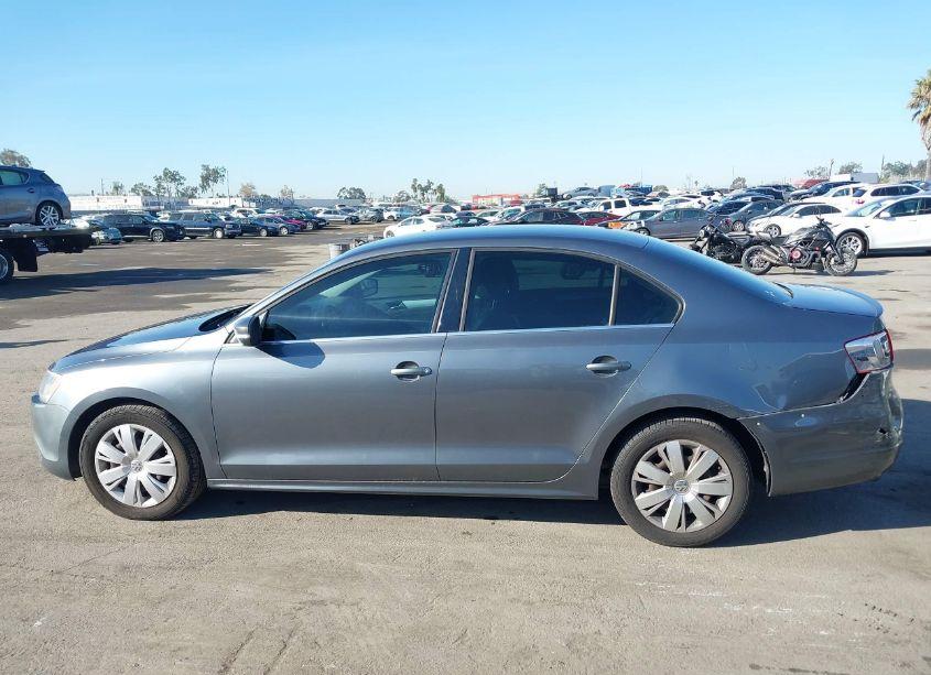 Photo 14 of 2013 Volkswagen Jetta 2.5L SE (VIN 3VWDP7AJXDM384091)